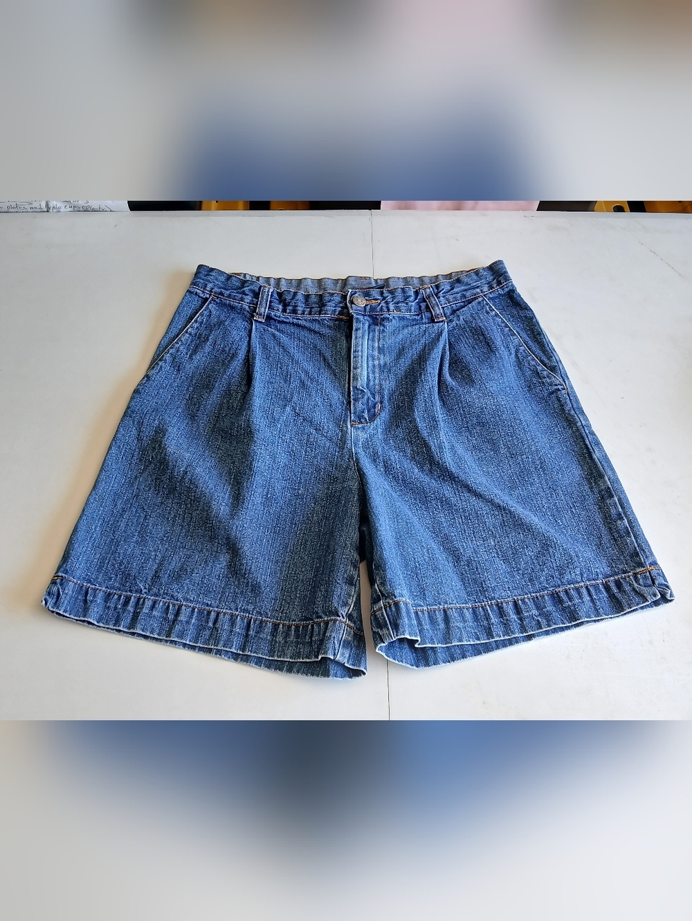 Bill Blass Jeanwear High-Waist Denim Shorts - Blue